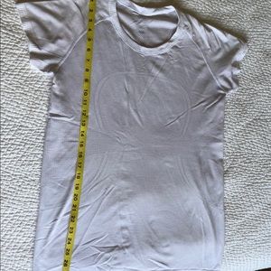 Lululemon white short sleeve athletic top